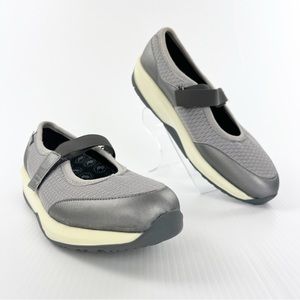 P.W. Minor Gray Mary Jane Strap Slip On Sandals Shoes